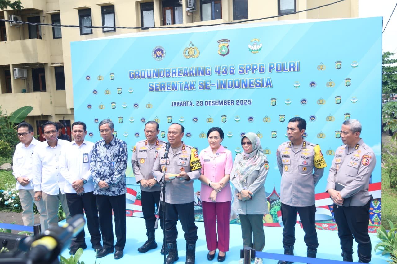 Wakapolri Komjen Pol. Dr. Dedi Prasetyo Pimpin Groundbreaking 436 SPPG Serentak, Dukung Program Makan Bergizi Gratis